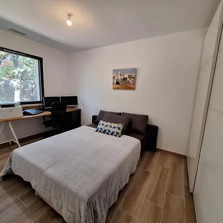 Maison *